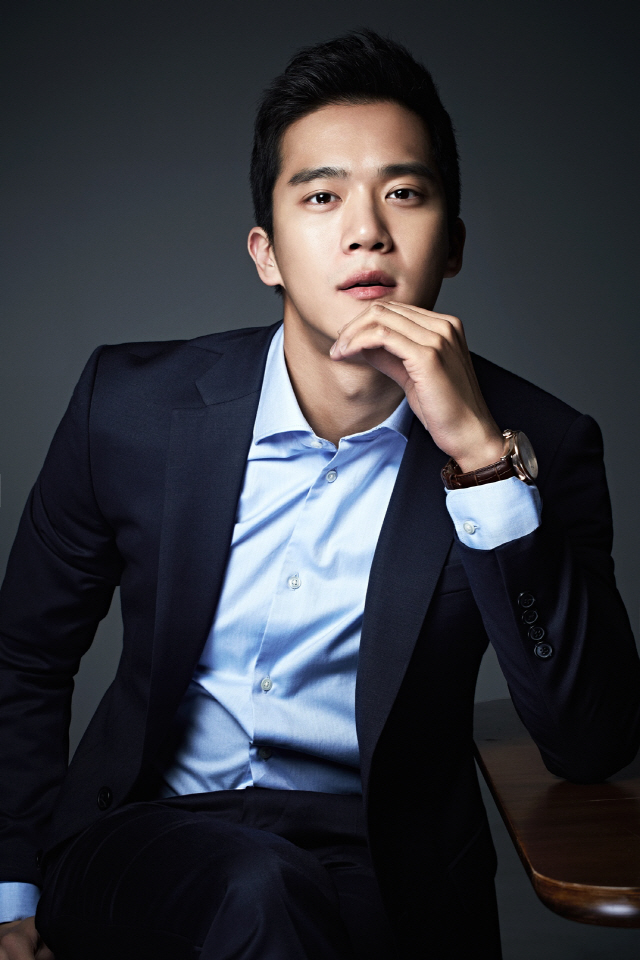 Ha Seok-jin (Age: 41)